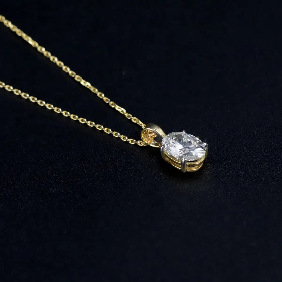 Oval Shape Solitaire Pendant